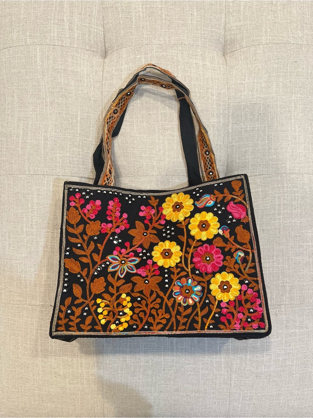Embroidered handbag